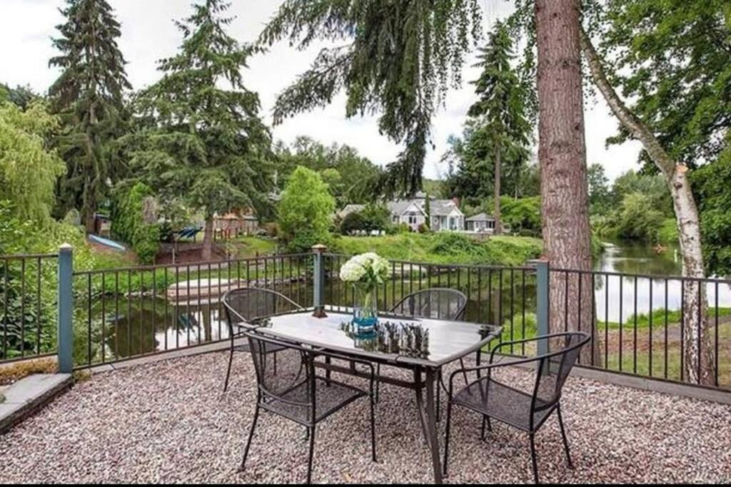 Bothell River House 외부 사진